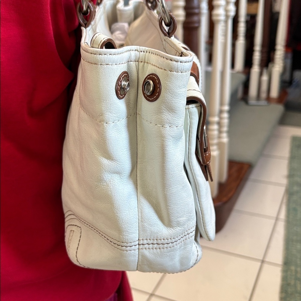 Coach Vintage SoHo satchel shoulder bag leather cream/brown 2 fr buckle pocket - Picture 5 of 17
